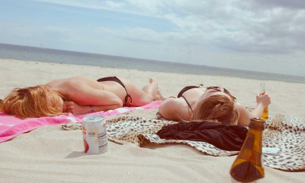 mintpalhouse home decor by myinteriorpalace