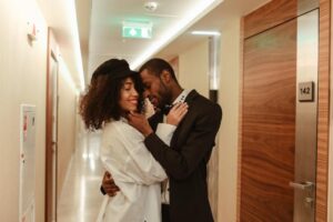 contact homiezava hotel